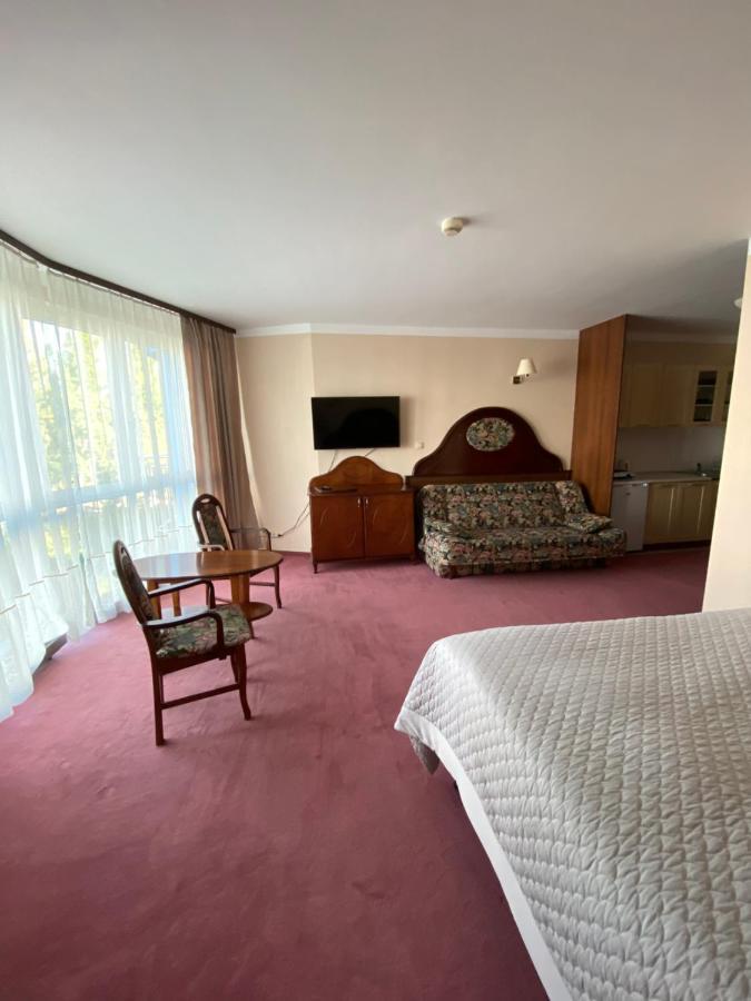 Apartamenty Rodzinne Przy Plazy Kołobrzeg Exteriör bild