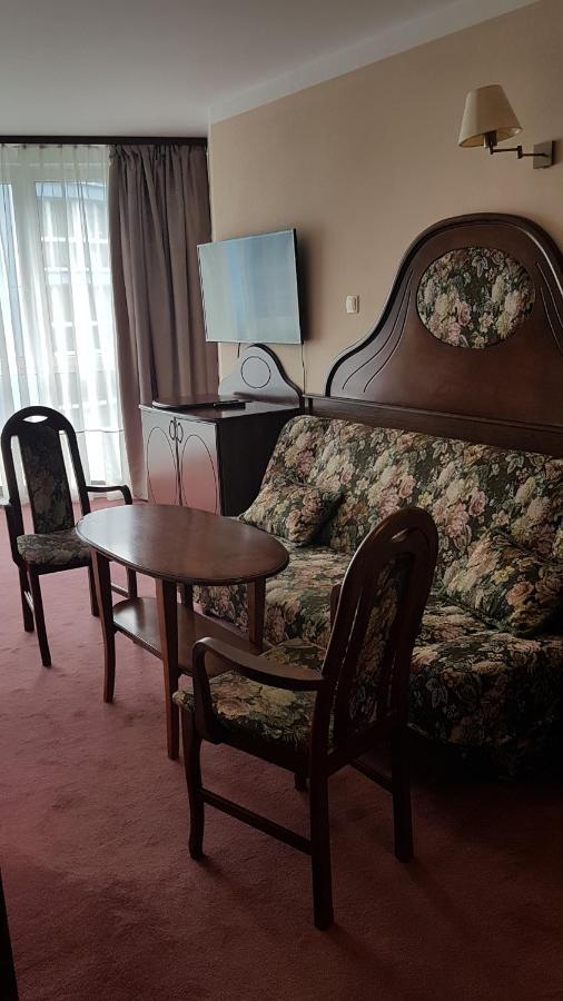 Apartamenty Rodzinne Przy Plazy Kołobrzeg Exteriör bild